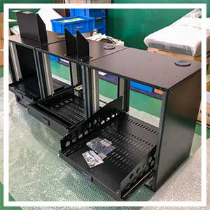 中継車用車載ラック | 株式会社RCF